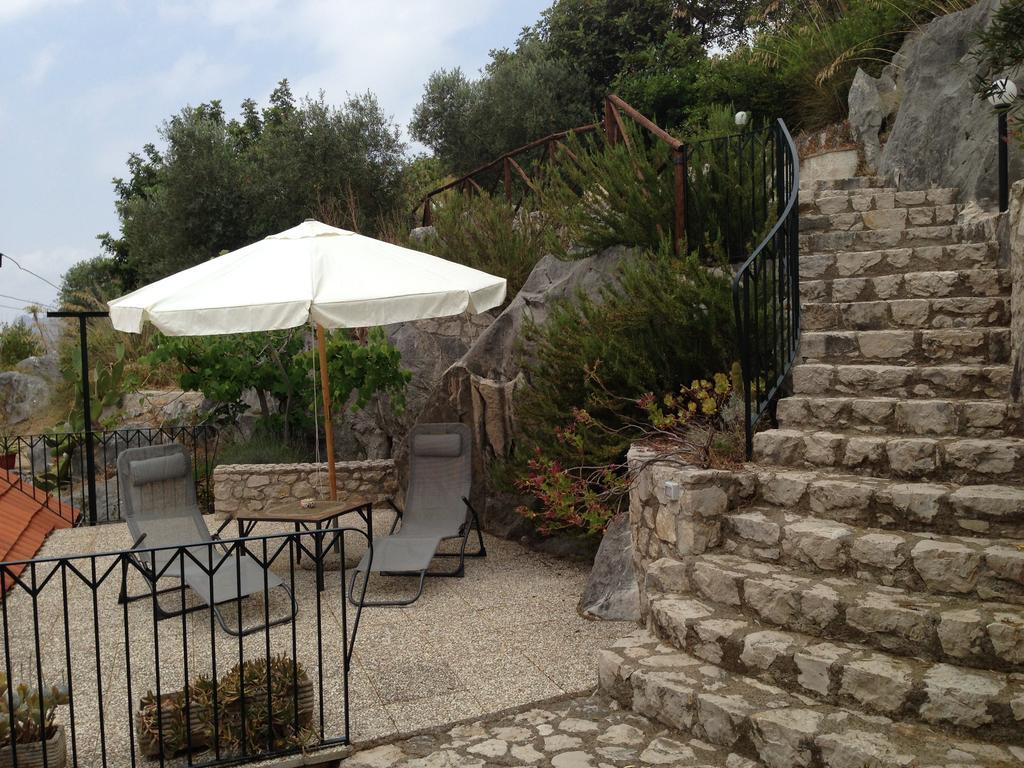 Villa "Ai Galli" Terracina Kültér fotó