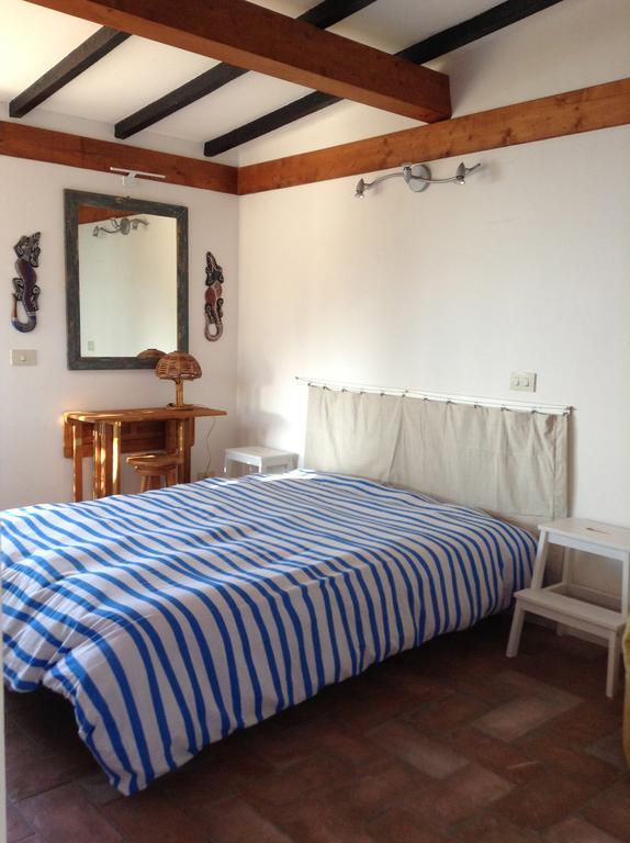 Villa "Ai Galli" Terracina Kültér fotó